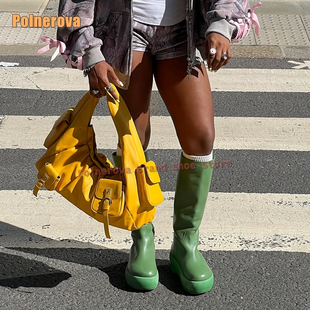 Street Fashion Winter 2025 - รองเท้าบูทแฟชั่นผู้หญิงสุดเซ็กซี่ สไตล์หน้าหนาว สีเขียว แบบส้นตึกสูงถึงเข่า ปี 2025